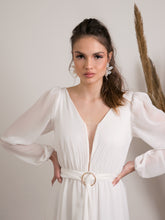 Load image into Gallery viewer, ויקה - אצילית ומרשימה