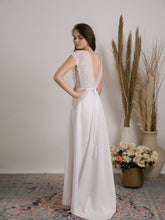 Load image into Gallery viewer, סופי - מודרנית וייחודית