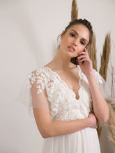 Load image into Gallery viewer, דפני - רומנטית ועדינה