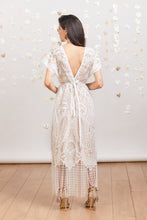 Load image into Gallery viewer, פרנסיס - שמלת כלה