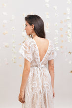 Load image into Gallery viewer, פרנסיס - שמלת כלה