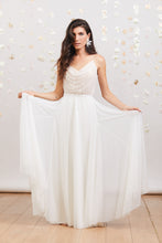 Load image into Gallery viewer, ויויאן - שמלת כלה