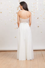 Load image into Gallery viewer, ויויאן - שמלת כלה