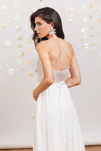 Load image into Gallery viewer, ויויאן - שמלת כלה