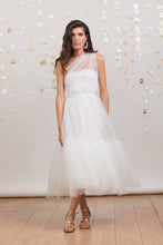 Load image into Gallery viewer, שמלת כלה קארי