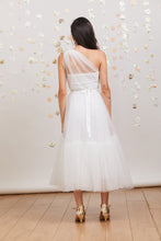 Load image into Gallery viewer, שמלת כלה קארי