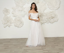 Load image into Gallery viewer, שמלת כלה קייט נסיכתית