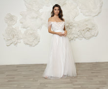 Load image into Gallery viewer, שמלת כלה קייט נסיכתית