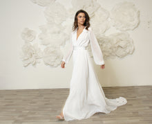 Load image into Gallery viewer, שמלת קאלה, שמלת שיפון טופ חולצה ושובל עשיר