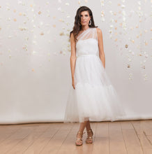 Load image into Gallery viewer, שמלת כלה קארי