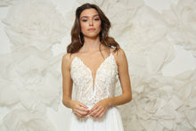 Load image into Gallery viewer, שמלת כלה אניה