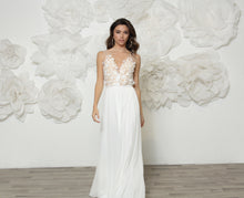 Load image into Gallery viewer, שמלת כלה ברג'יט במראה פייתי