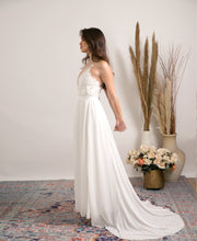 Load image into Gallery viewer, קים - חלום שמתגשם