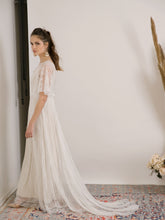 Load image into Gallery viewer, שרלוט - רכה ומלטפת