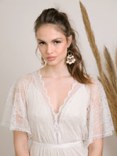 Load image into Gallery viewer, שרלוט - רכה ומלטפת